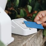 Cartões para famílias: contas adicionais com controle parental