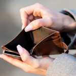 A ressaca das contas de janeiro: estratégias práticas para equilibrar as finanças em fevereiro